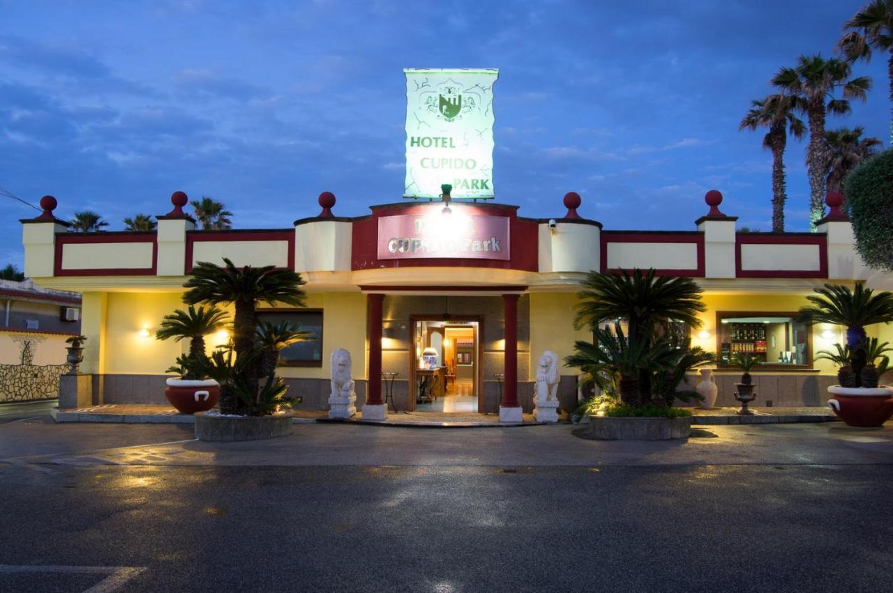里克拉 Cupido Park酒店 外观 照片
